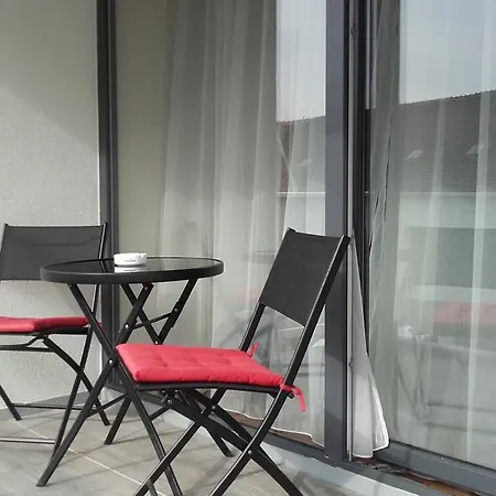 Apartman Livingstone - Roudna 公寓 *